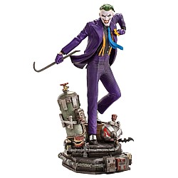 Iron Studios Dc Comics The Joker Regular 23cm