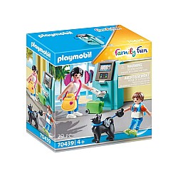 Set Playmobil R Family Fun Tourists With Atm 70439