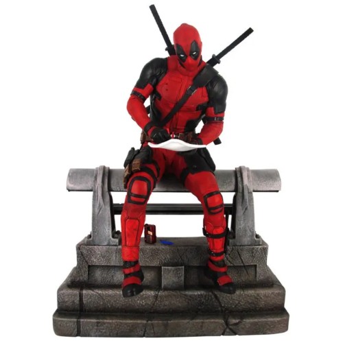 Diamond Select Toys Marvel Premier Collection Deadpool Apr202656