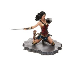 Diamond Dc Justice League Gallery Wonder Woman 18cm