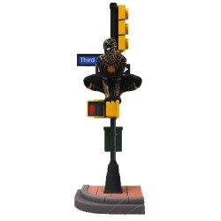 Bk D Stage Spider Man No Way Home Black & Gold Suit 15cm