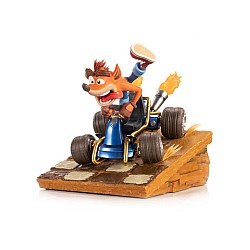First4figures Crash Team Racing Nitro Fueled Crash In Kart Resin 31cm