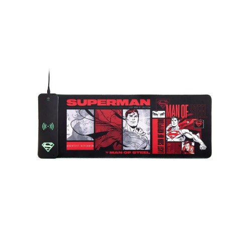 Numskull Superman Oversize Gaming Mat & Mobile Charger