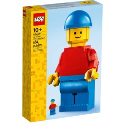 Lego Iconic Scaled-up Lego Minifigure (40649)