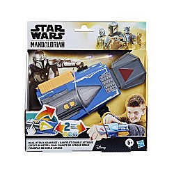 Disney Star Wars The Mandalorian Duel Attack Gauntlet (f8110)