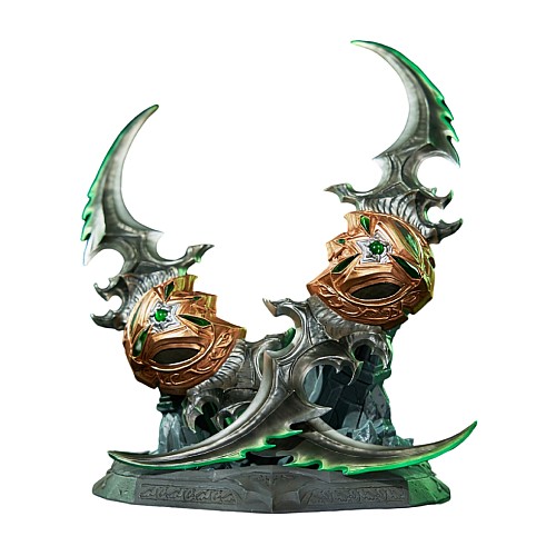 World Of Warcraft 20th Anniversary Warglaives Of Azzinoth Collector's Edition Replica 22cm