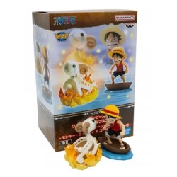 One Piece Collectable Monkey D.luffy & Going Merry 8cm